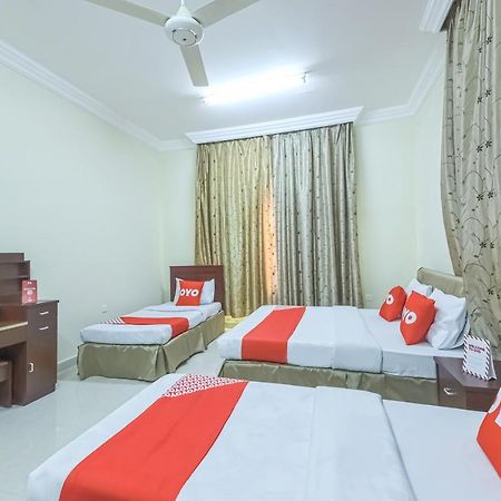 OYO 111 Al Thabit Hotel Sur Exterior foto