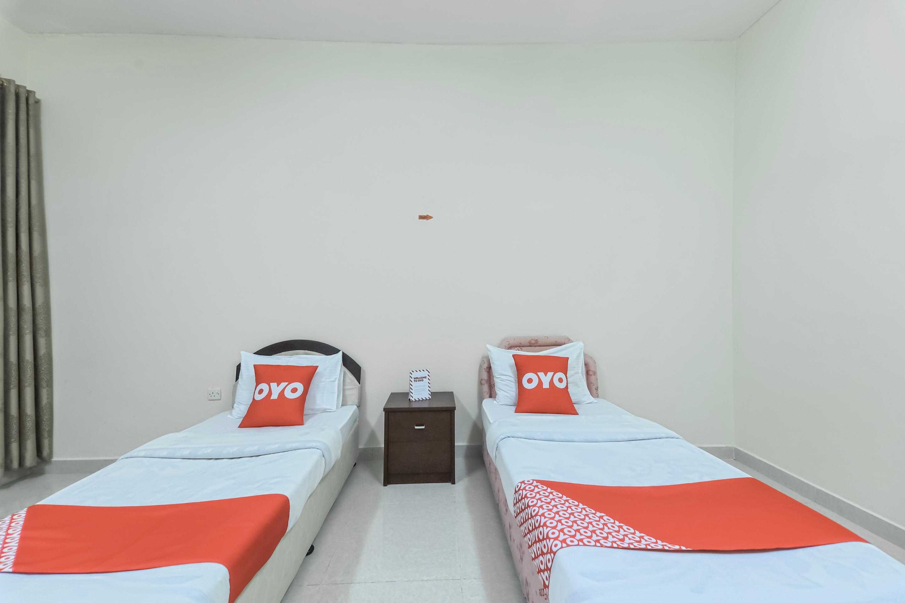 OYO 111 Al Thabit Hotel Sur Exterior foto