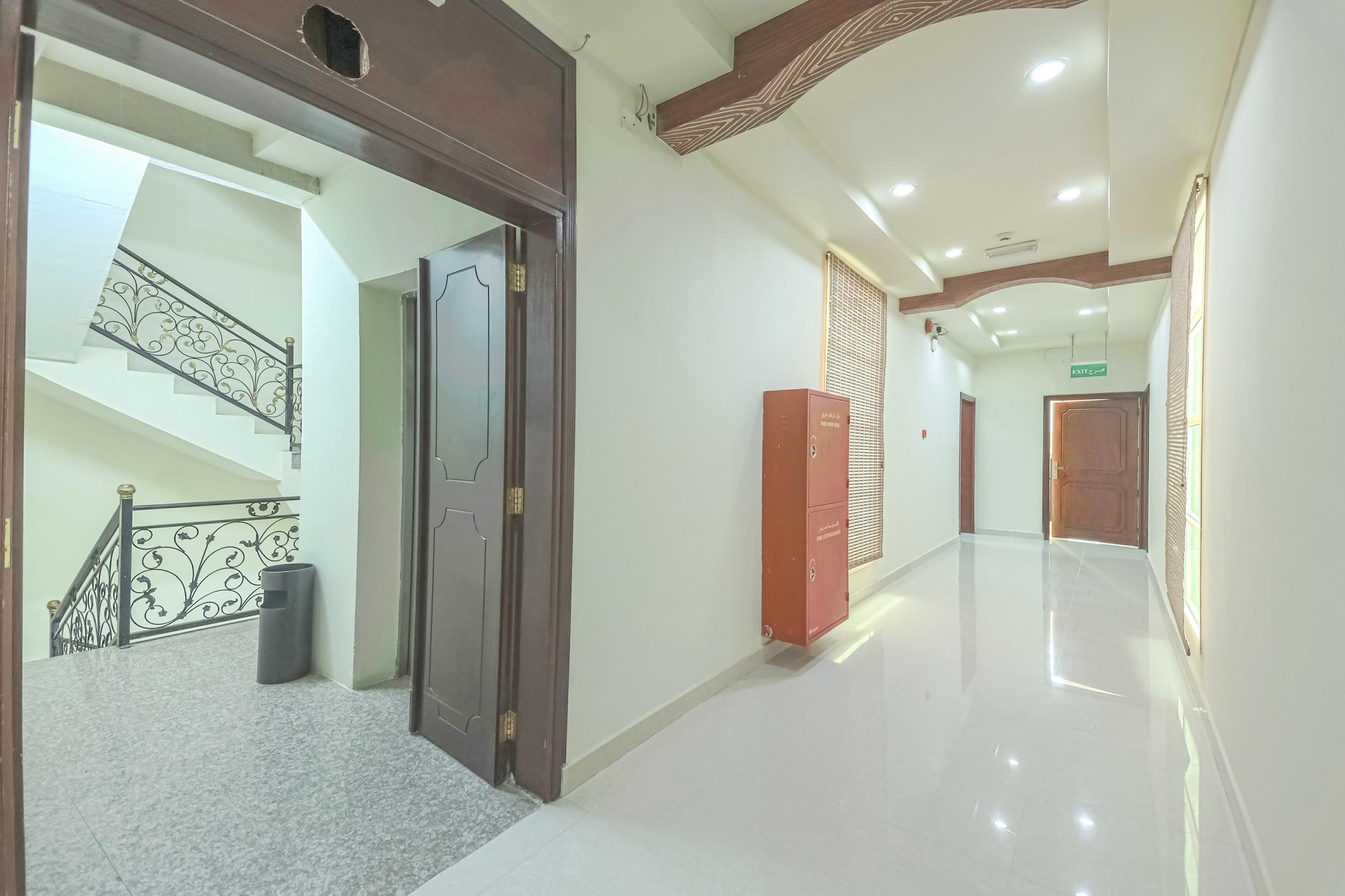 OYO 111 Al Thabit Hotel Sur Exterior foto